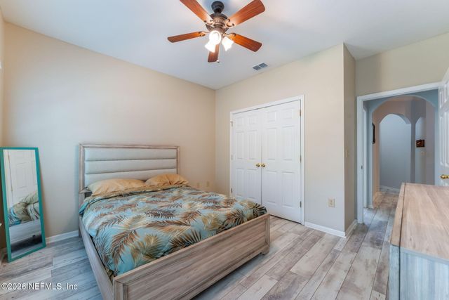 10901 BURNT MILL Road 2402, Jacksonville, FL 32256