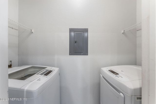 10901 BURNT MILL Road 2402, Jacksonville, FL 32256