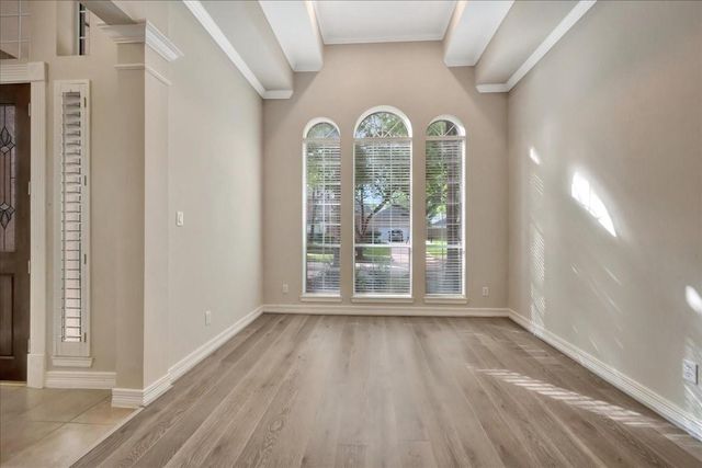 15511 Turtle Oak Court, Houston, TX 77059