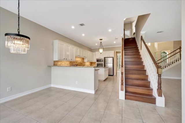 15511 Turtle Oak Court, Houston, TX 77059