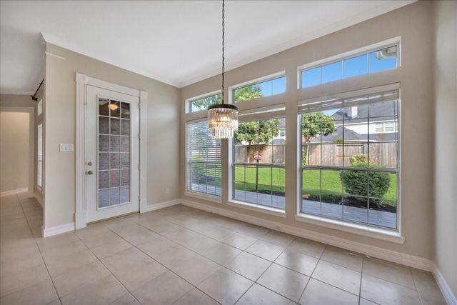 15511 Turtle Oak Court, Houston, TX 77059