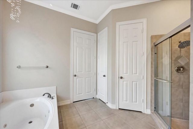 15511 Turtle Oak Court, Houston, TX 77059