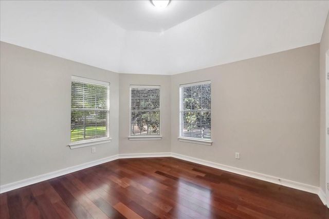 15511 Turtle Oak Court, Houston, TX 77059