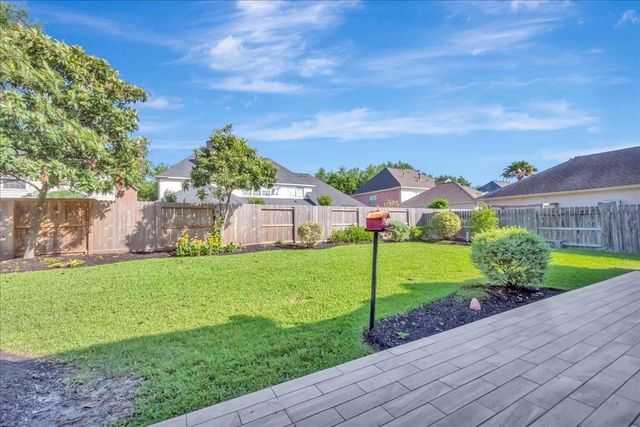 15511 Turtle Oak Court, Houston, TX 77059