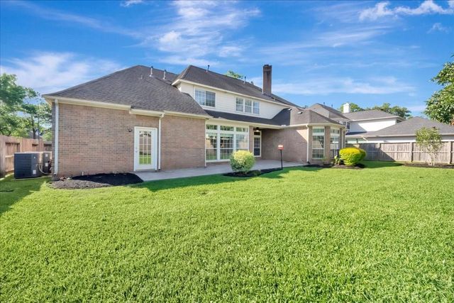 15511 Turtle Oak Court, Houston, TX 77059