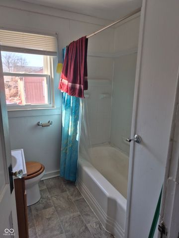 835 Allen Street, Scottsburg, IN 47170