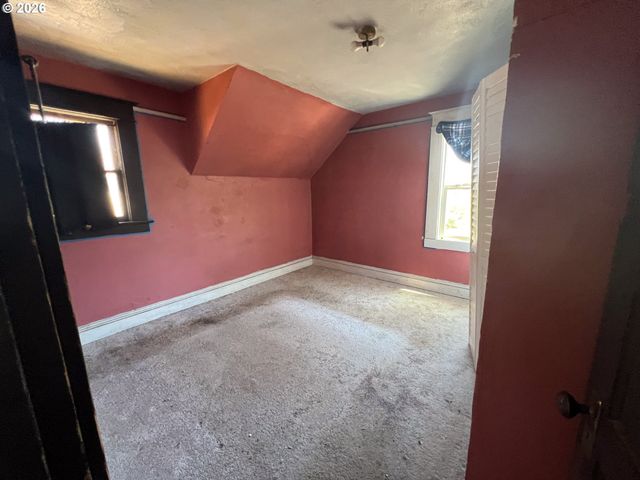 4904 Ne 12TH Ave, Portland, OR 97211