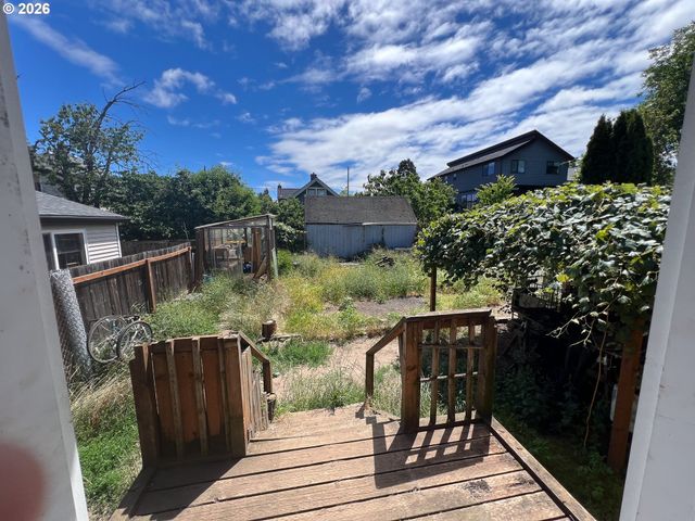 4904 Ne 12TH Ave, Portland, OR 97211