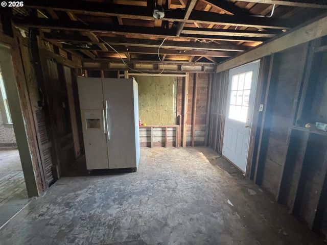 4904 Ne 12TH Ave, Portland, OR 97211