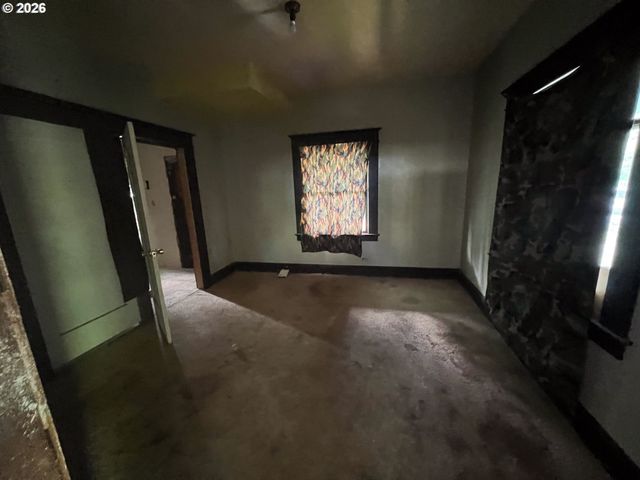 4904 Ne 12TH Ave, Portland, OR 97211