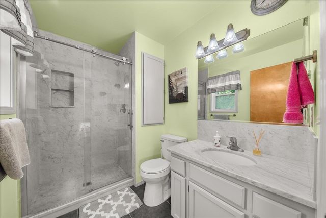 16324 N Cimmeron Ct, Nine Mile Falls, WA 99026