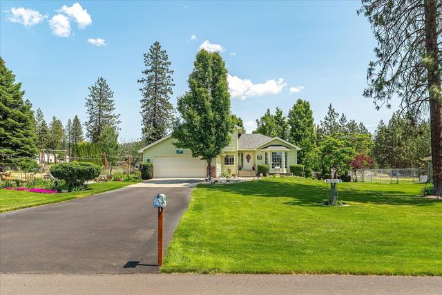 16324 N Cimmeron Ct, Nine Mile Falls, WA 99026