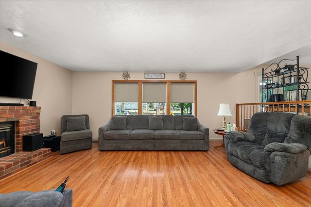 16324 N Cimmeron Ct, Nine Mile Falls, WA 99026