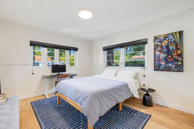 830 NE 72nd St, Miami, FL 33138