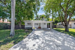 830 NE 72nd St, Miami, FL 33138