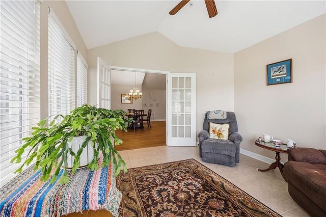7104 Hedge Lane Terrace, Shawnee, KS 66227