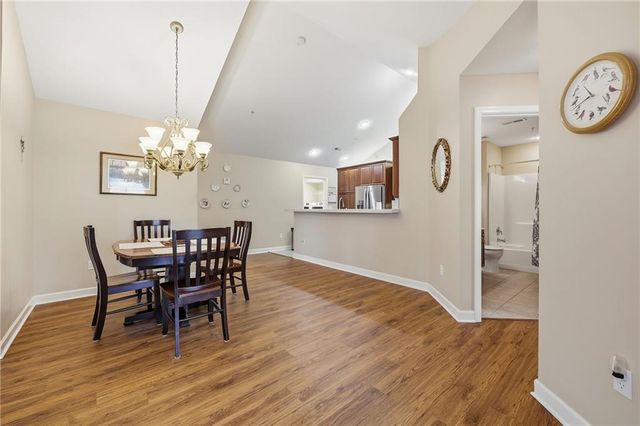 7104 Hedge Lane Terrace, Shawnee, KS 66227