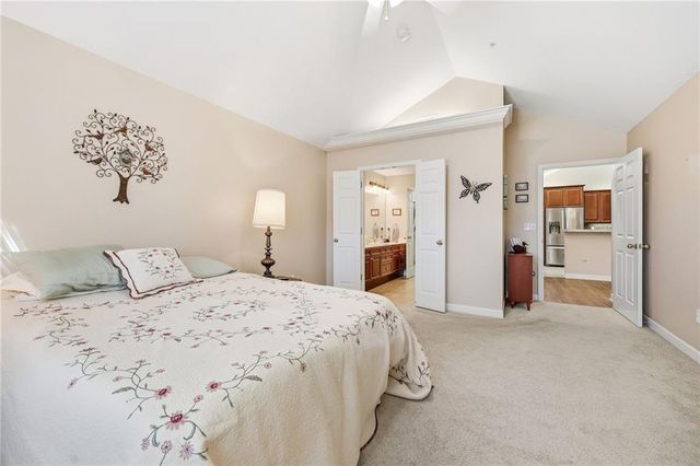 7104 Hedge Lane Terrace, Shawnee, KS 66227