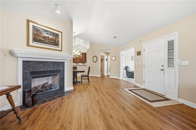 7104 Hedge Lane Terrace, Shawnee, KS 66227