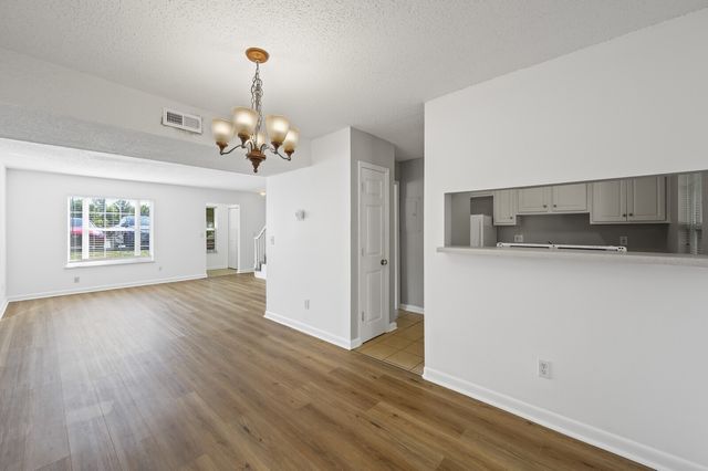 1814 Dr Martin Luther King Jr B, Murfreesboro, TN 37130