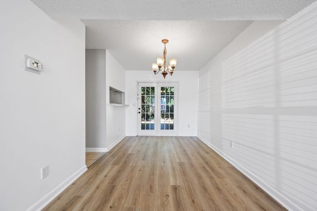 1814 Dr Martin Luther King Jr B, Murfreesboro, TN 37130