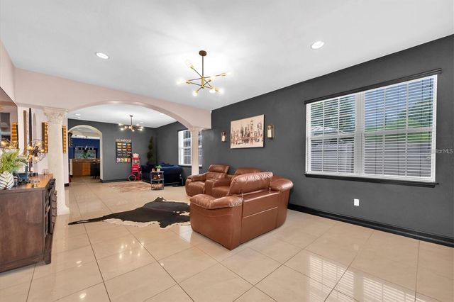 8930 N NEWPORT AVENUE, Tampa, FL 33604