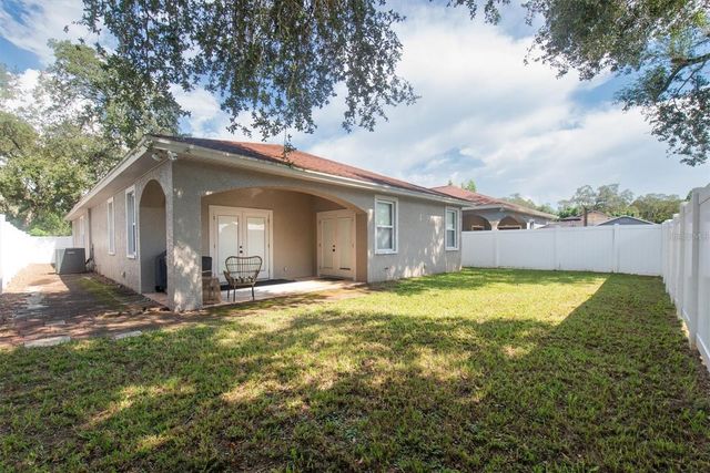 8930 N NEWPORT AVENUE, Tampa, FL 33604