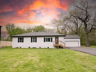 1427 Austin Avenue, Schererville, IN 46375