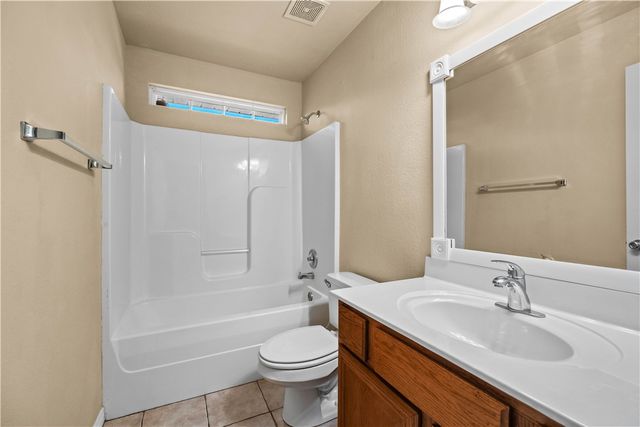 430 Firewood Drive, Centerton, AR 72719