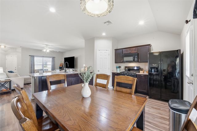 23393 S Donna Lane, Claremore, OK 74019