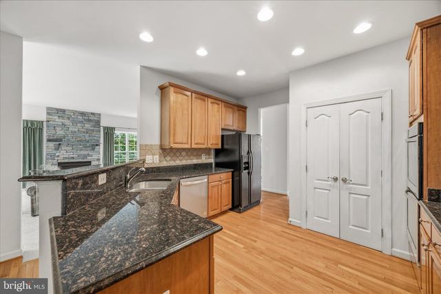 8225 ANGLERS EDGE CT, Glen Burnie, MD 21060