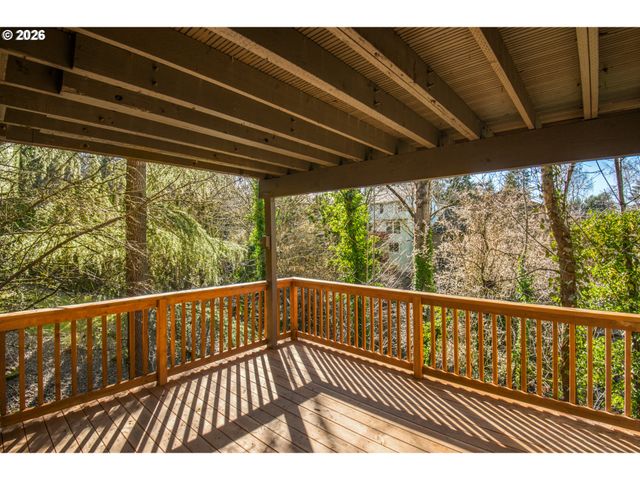 11525 Se FLAVEL St, Portland, OR 97266