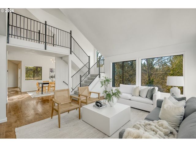 11525 Se FLAVEL St, Portland, OR 97266