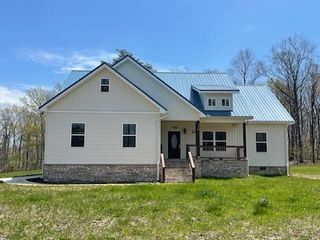 520 Gray Rock View, Pikeville, TN 37367
