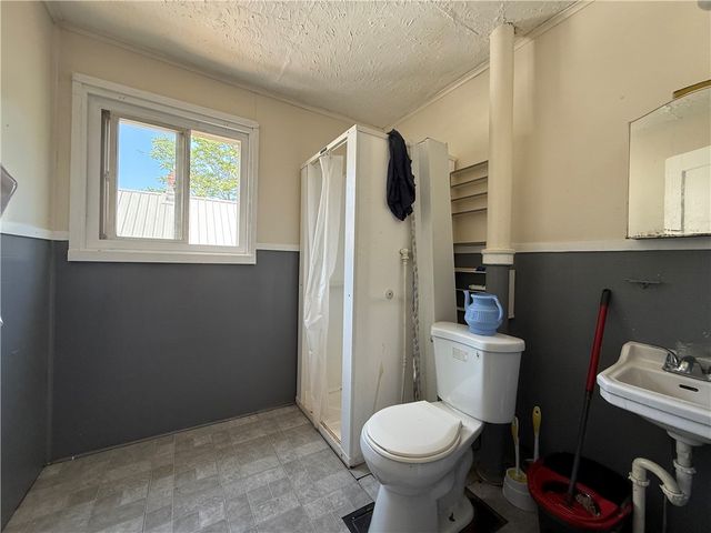 6 Rugraff Street, Rochester, NY 14606