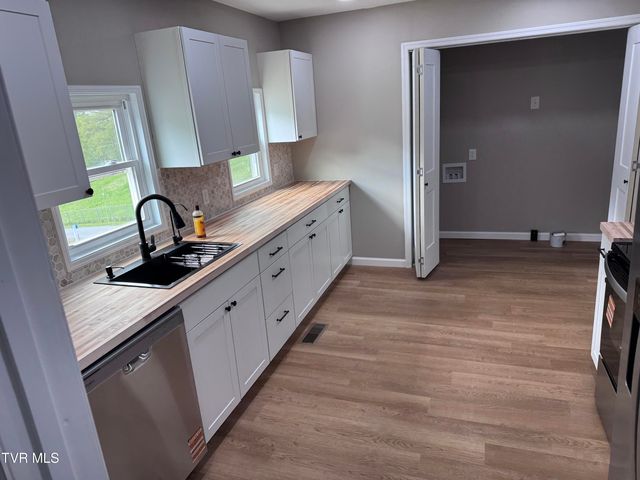 230 Hamilton Road, Elizabethton, TN 37643