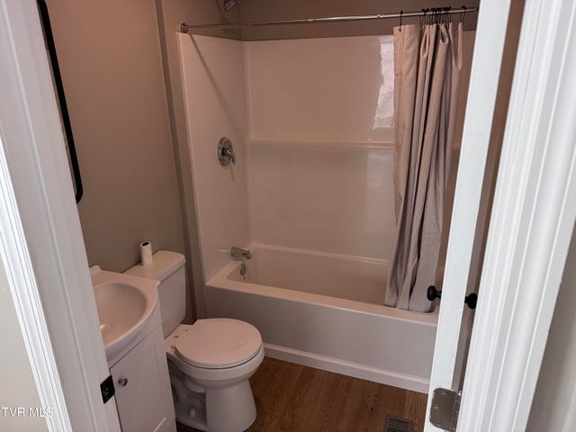 230 Hamilton Road, Elizabethton, TN 37643