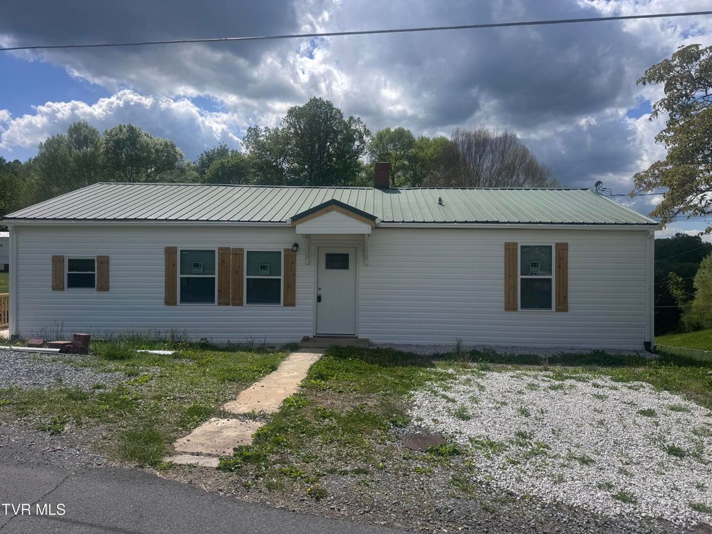 230 Hamilton Road, Elizabethton, TN 37643