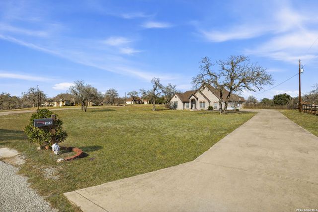 108 Abrego Ridge, Floresville, TX 78114