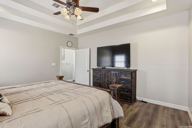 108 Abrego Ridge, Floresville, TX 78114