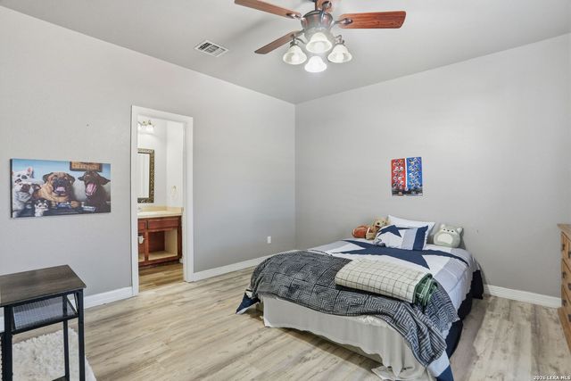 108 Abrego Ridge, Floresville, TX 78114