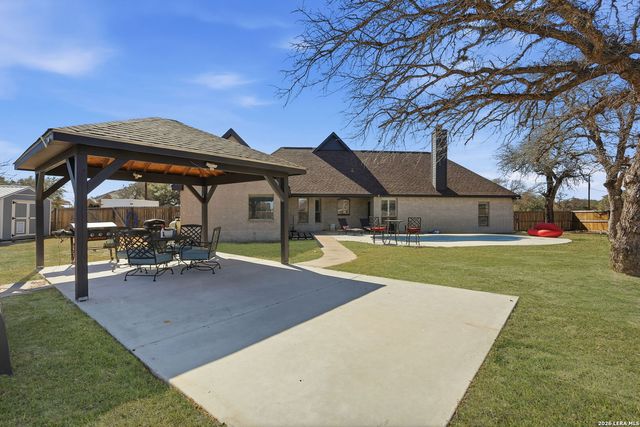 108 Abrego Ridge, Floresville, TX 78114