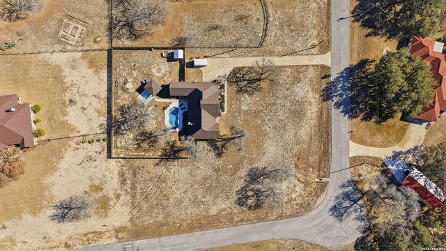 108 Abrego Ridge, Floresville, TX 78114
