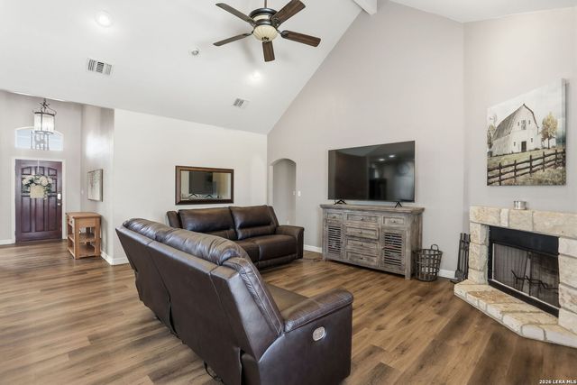 108 Abrego Ridge, Floresville, TX 78114