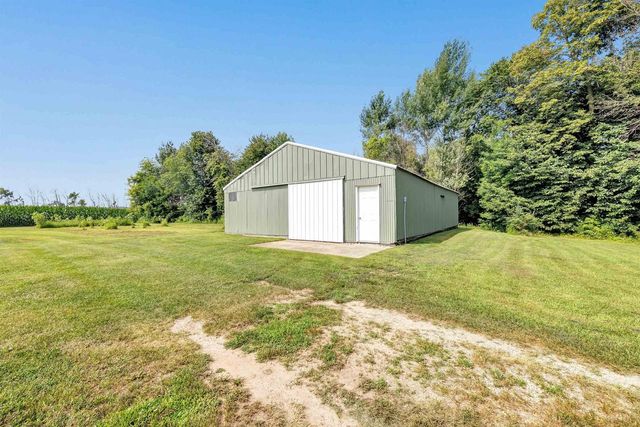 N7273 MOORE ROAD, Seymour, WI 54165