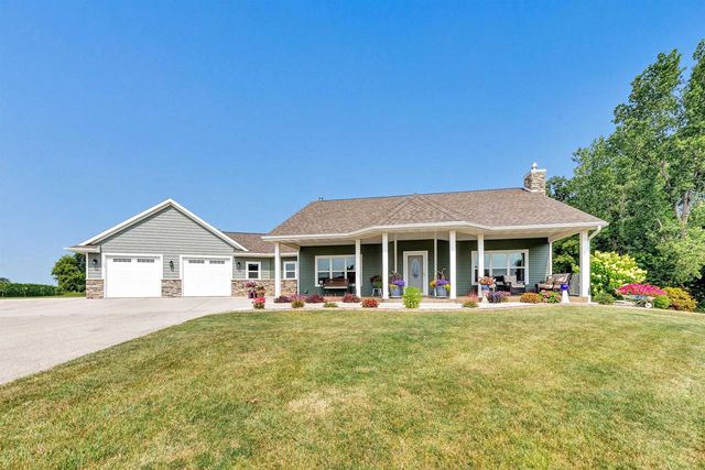 N7273 MOORE ROAD, Seymour, WI 54165