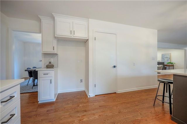 8818 Birch Lane, Prairie Village, KS 66207