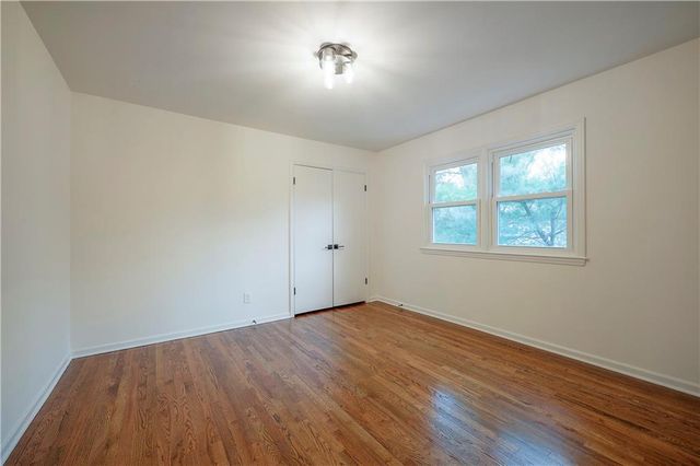 8818 Birch Lane, Prairie Village, KS 66207