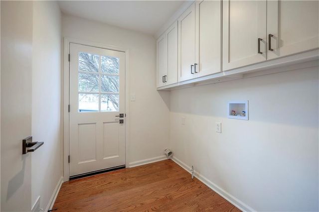 8818 Birch Lane, Prairie Village, KS 66207