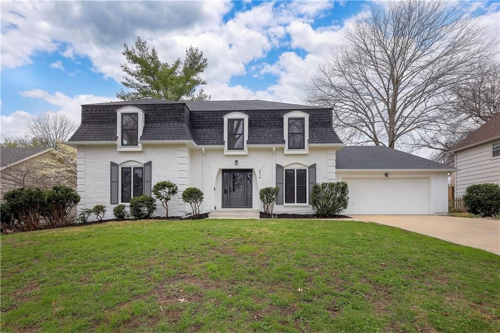 8818 Birch Lane, Prairie Village, KS 66207